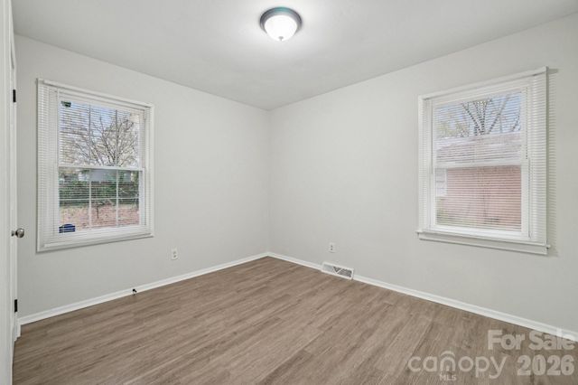 735 Pondella Drive, Charlotte, NC 28213