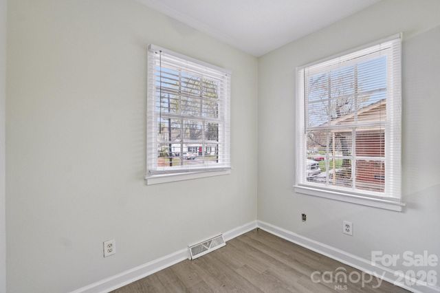 735 Pondella Drive, Charlotte, NC 28213