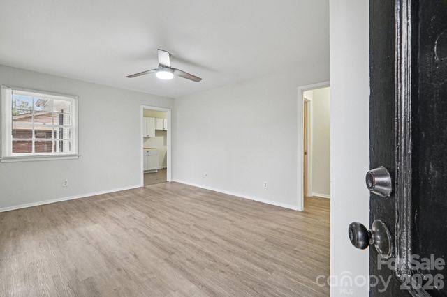 735 Pondella Drive, Charlotte, NC 28213