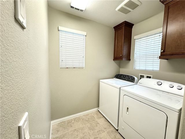 2434 Trojan Way, Upland, CA 91786