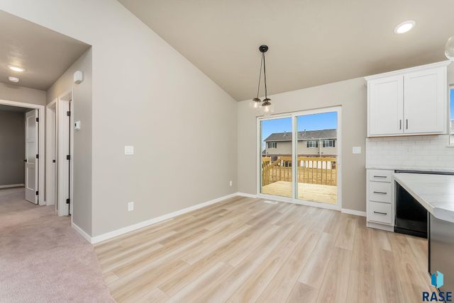 112 S Freshwater Ave Avenue, Brandon, SD 57005