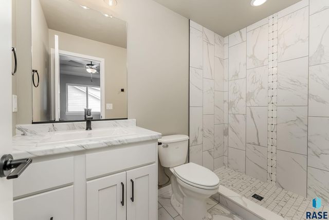 112 S Freshwater Ave Avenue, Brandon, SD 57005