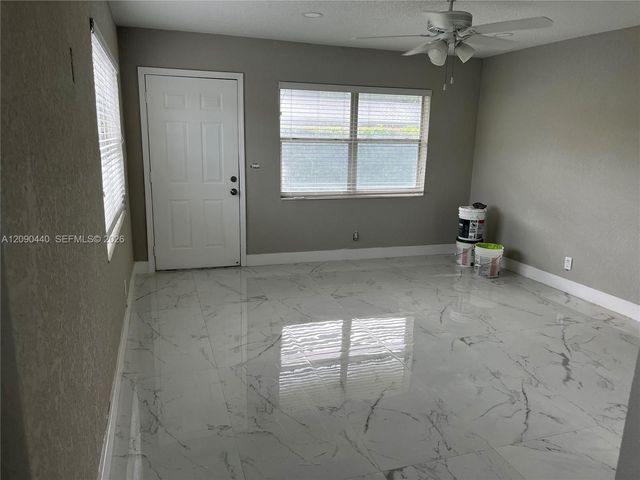 217 SW 10th Street, Hallandale Beach, FL 33009