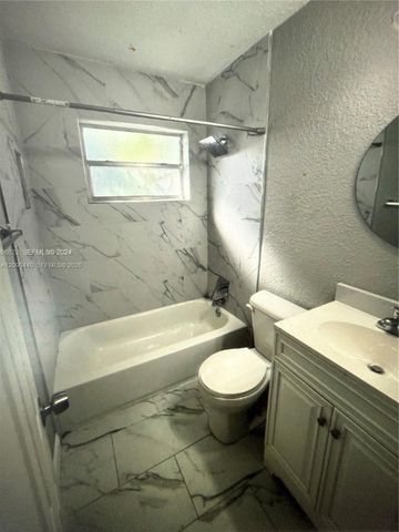 217 SW 10th Street, Hallandale Beach, FL 33009