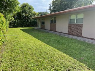 217 SW 10th Street, Hallandale Beach, FL 33009