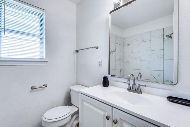 1422 Deborah Avenue, Desoto, TX 75115