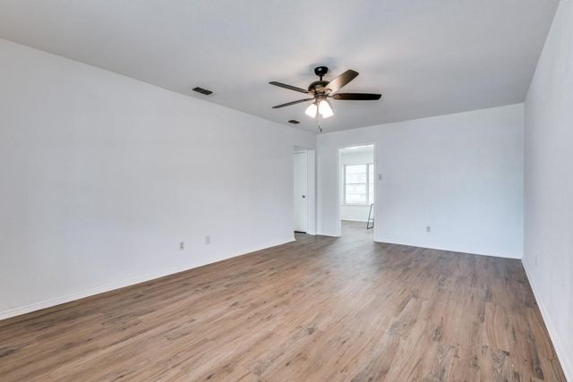 1422 Deborah Avenue, Desoto, TX 75115