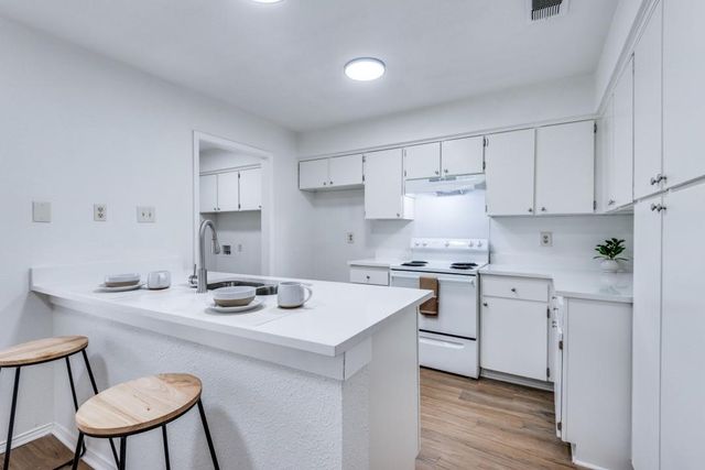 1422 Deborah Avenue, Desoto, TX 75115