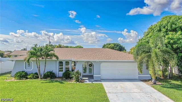 926 SE 26th TER, Cape Coral, FL 33904