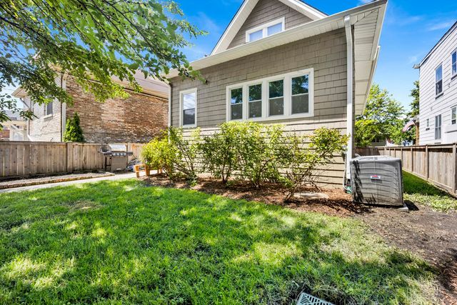 840 Beloit Avenue, Forest Park, IL 60130