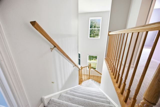 1330 Lunt Court, Schaumburg, IL 60193