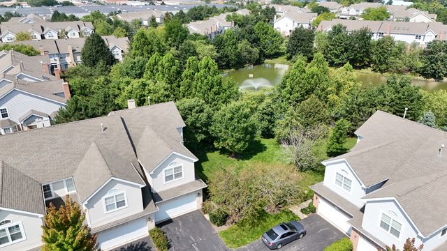1330 Lunt Court, Schaumburg, IL 60193