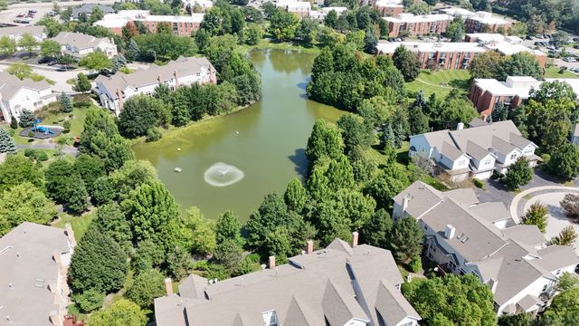 1330 Lunt Court, Schaumburg, IL 60193