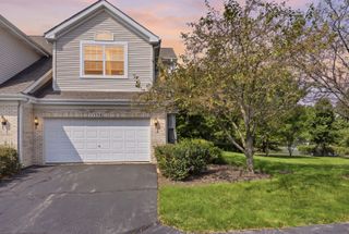 1330 Lunt Court, Schaumburg, IL 60193