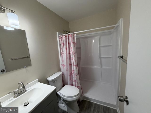 125 EMERY CT, Newark, DE 19711