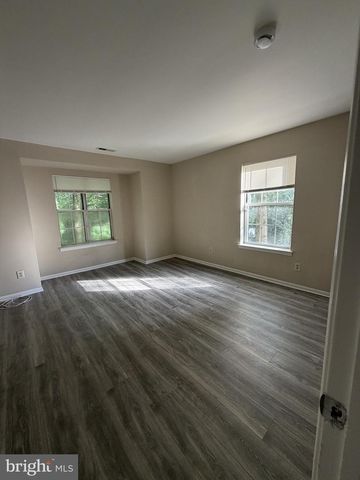 125 EMERY CT, Newark, DE 19711