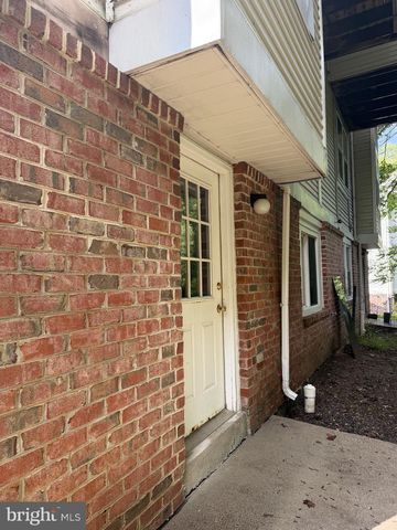 125 EMERY CT, Newark, DE 19711