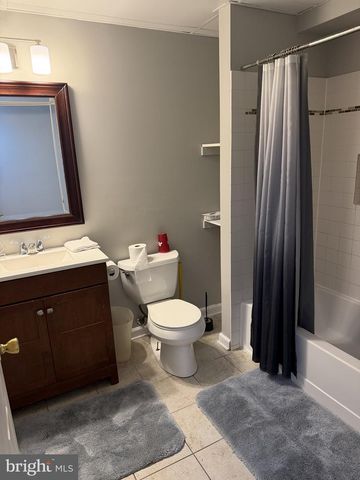 125 EMERY CT, Newark, DE 19711
