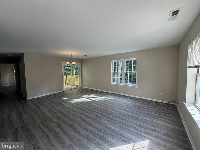 125 EMERY CT, Newark, DE 19711