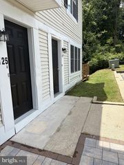 125 EMERY CT, Newark, DE 19711