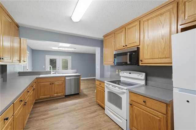 4362 White Oak Drive, Buford, GA 30518