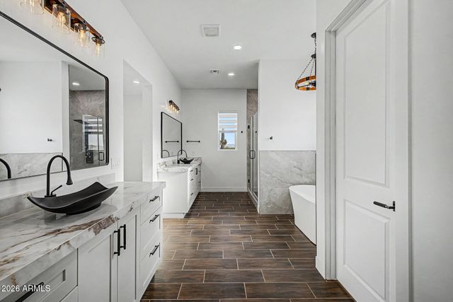 15606 S TUTHILL Road S, Buckeye, AZ 85326