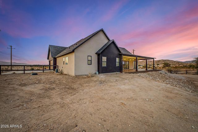 15606 S TUTHILL Road S, Buckeye, AZ 85326