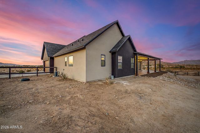 15606 S TUTHILL Road S, Buckeye, AZ 85326