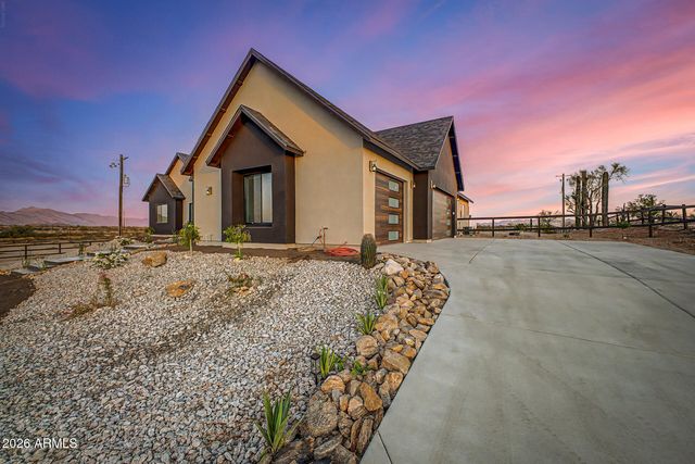 15606 S TUTHILL Road S, Buckeye, AZ 85326