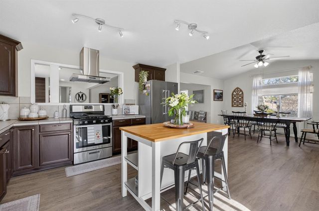 4525 Coyote Dr, Ione, CA 95640