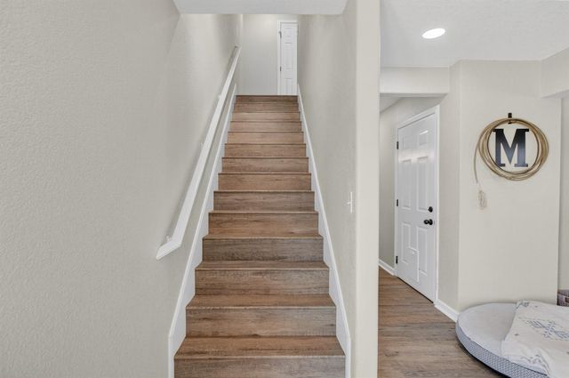 4525 Coyote Dr, Ione, CA 95640