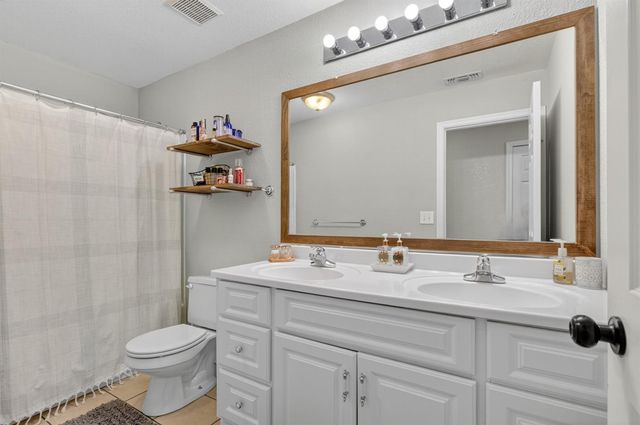 4525 Coyote Dr, Ione, CA 95640