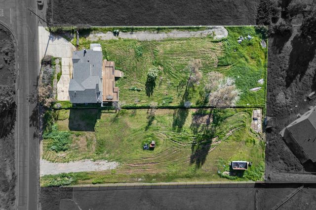 4525 Coyote Dr, Ione, CA 95640