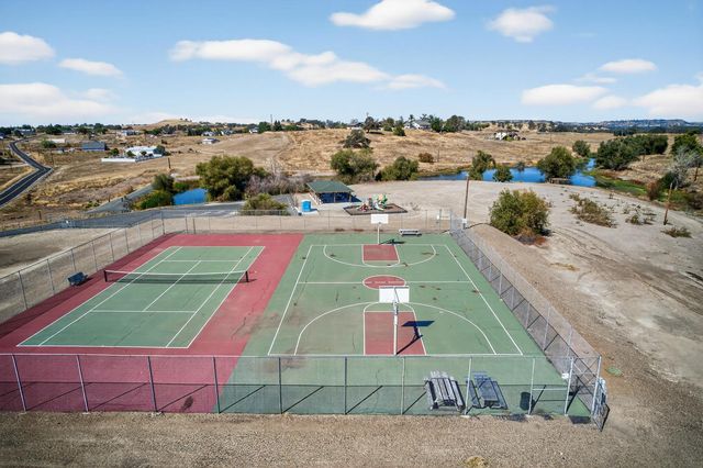 4525 Coyote Dr, Ione, CA 95640