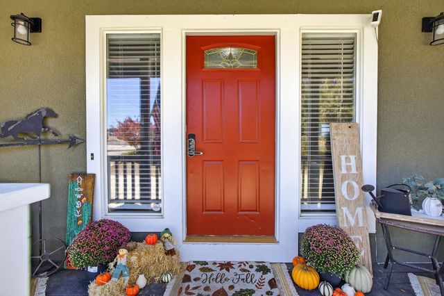 4525 Coyote Dr, Ione, CA 95640