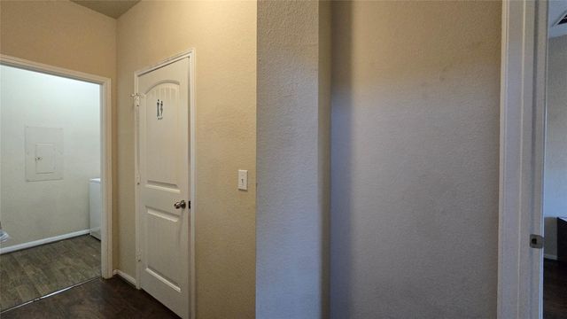 3204 Ortman DR, Pflugerville, TX 78660