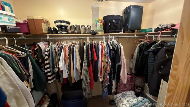 605 E Caddo Street, Cleveland, OK 74020