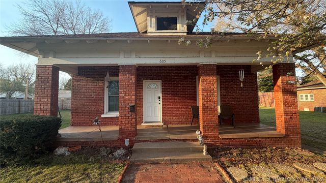 605 E Caddo Street, Cleveland, OK 74020