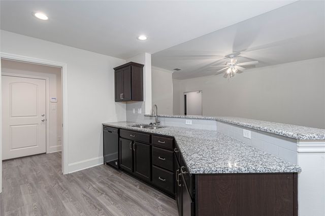 815 E Grande Boulevard T101, Tyler, TX 75703
