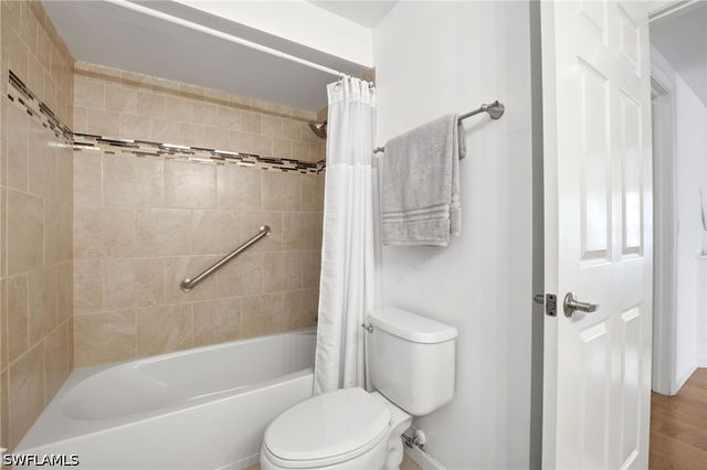 2476 Orchid Bay DR 103, Naples, FL 34109