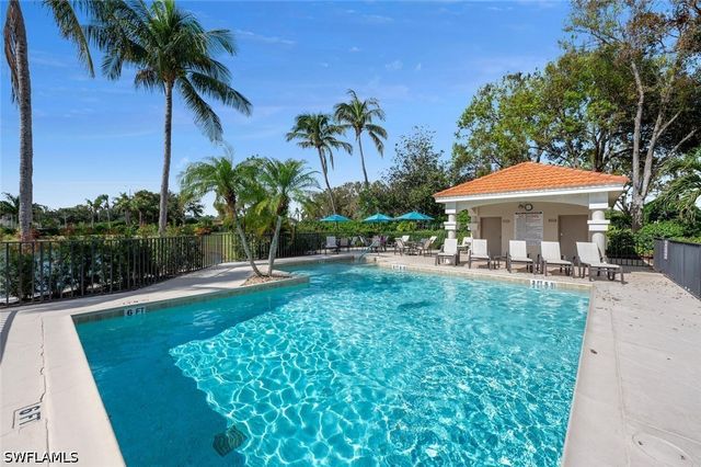 2476 Orchid Bay DR 103, Naples, FL 34109