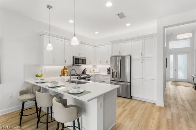 12370 Purple Ficus WAY, Naples, FL 34120