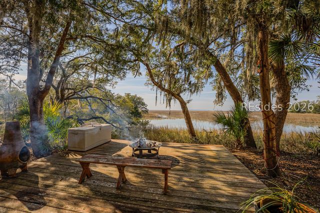 50 Scipio Rd, Beaufort, SC 29906