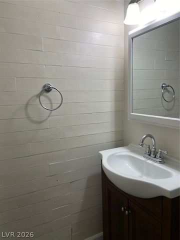 1507 Elizabeth Avenue 3, Las Vegas, NV 89119