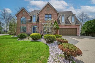 133 Stevens Ridge Dr, Jefferson Hills, PA 15025
