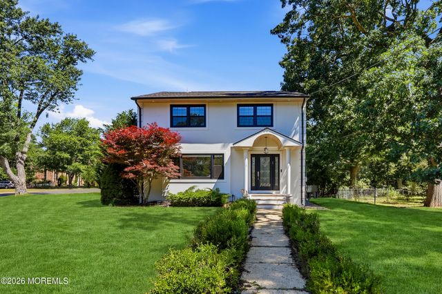 8 Heath Street, Eatontown, NJ 07724