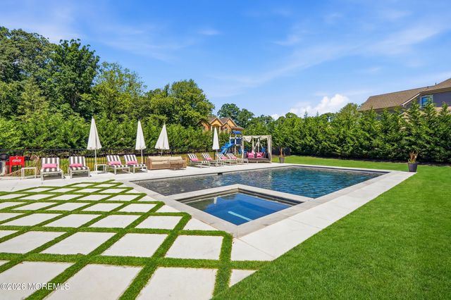 8 Heath Street, Eatontown, NJ 07724