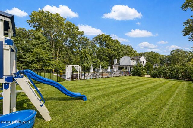 8 Heath Street, Eatontown, NJ 07724