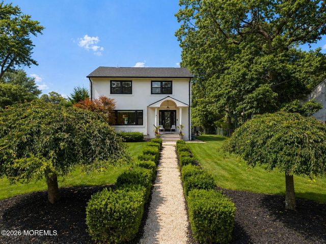 8 Heath Street, Eatontown, NJ 07724