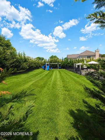 8 Heath Street, Eatontown, NJ 07724